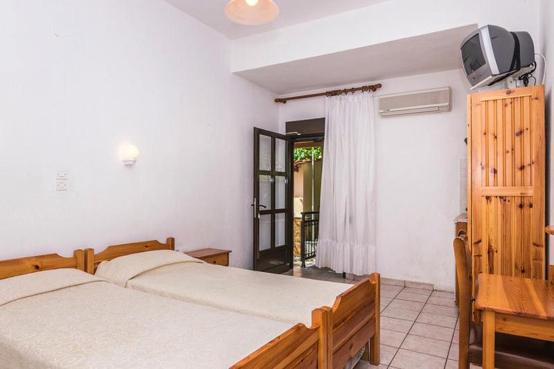 Studios Stefania Skala Potamia  Ngoại thất bức ảnh